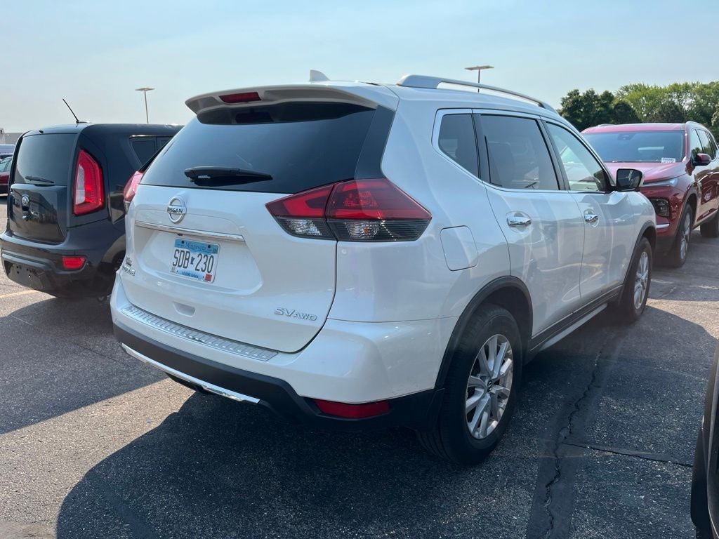 2018 Nissan Rogue SV