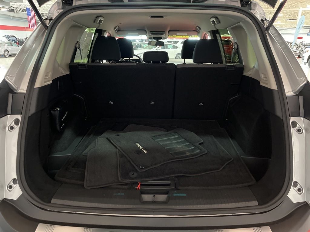 2023 Nissan Rogue SV Carbravo Certified