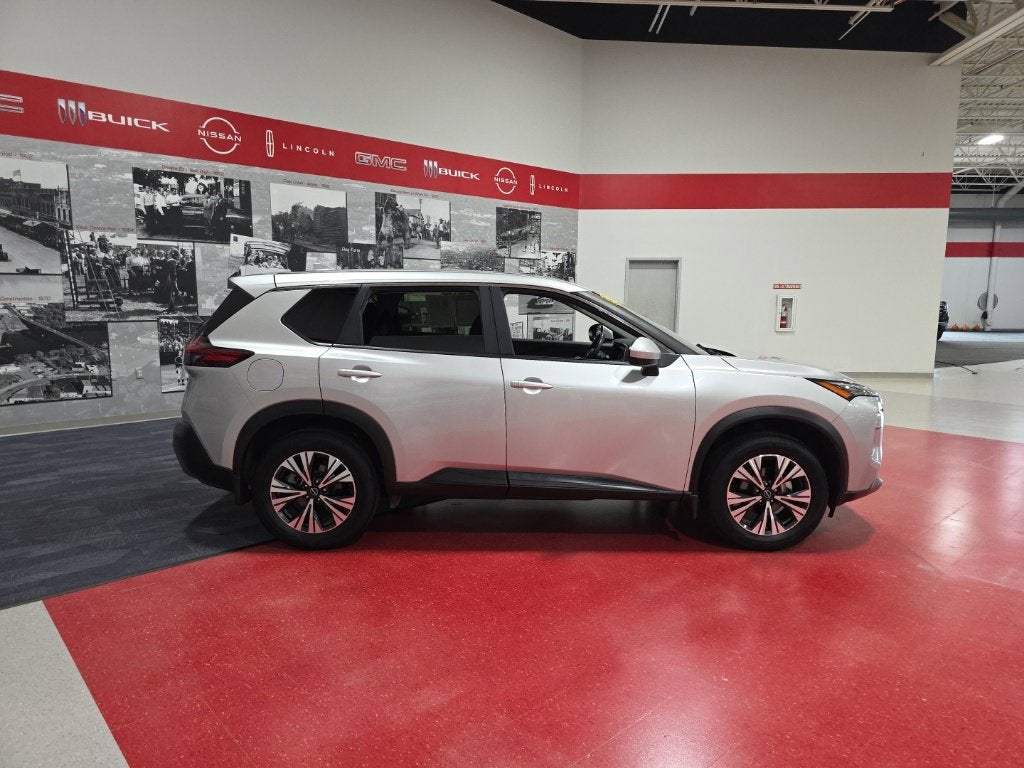 2023 Nissan Rogue SV Carbravo CPO