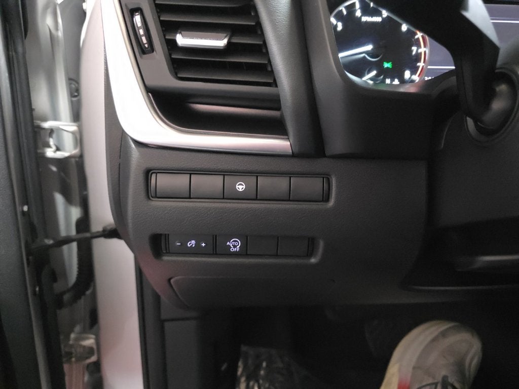 2023 Nissan Rogue SV Carbravo CPO