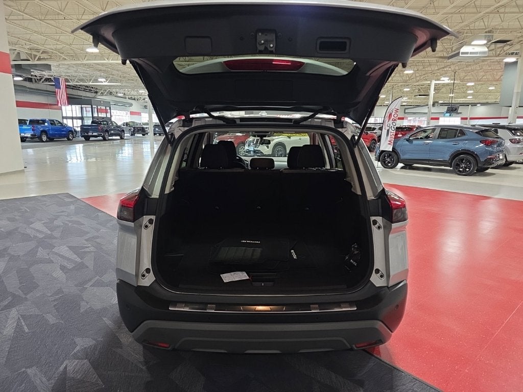 2023 Nissan Rogue SV Carbravo CPO