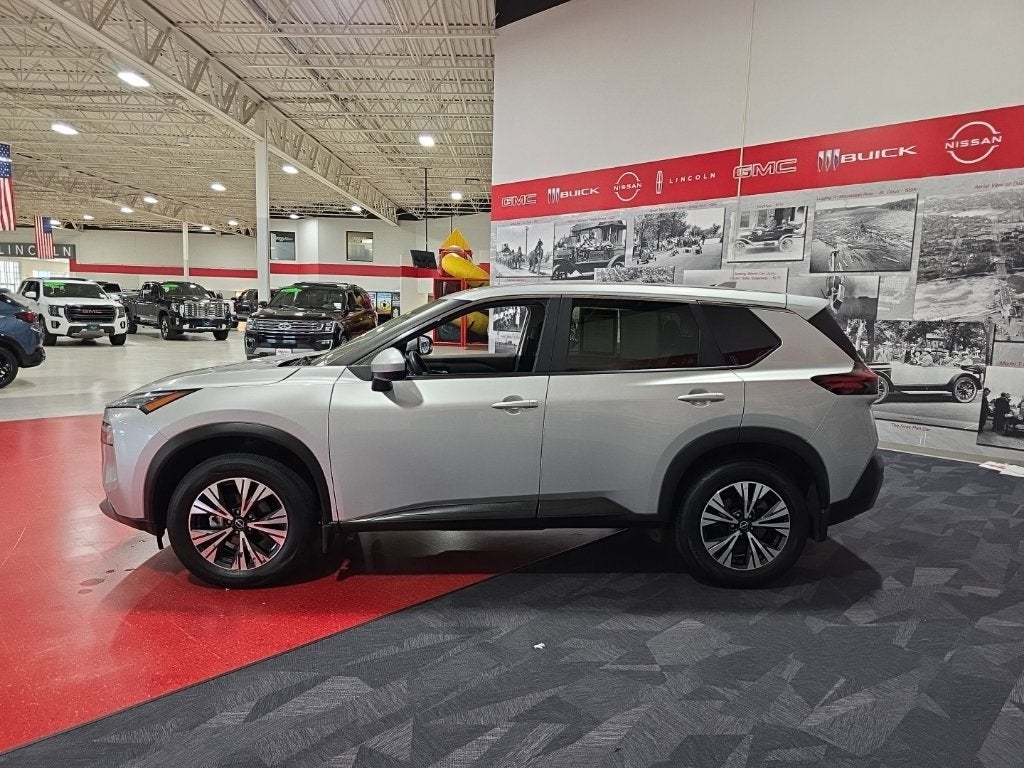 2023 Nissan Rogue SV Carbravo CPO