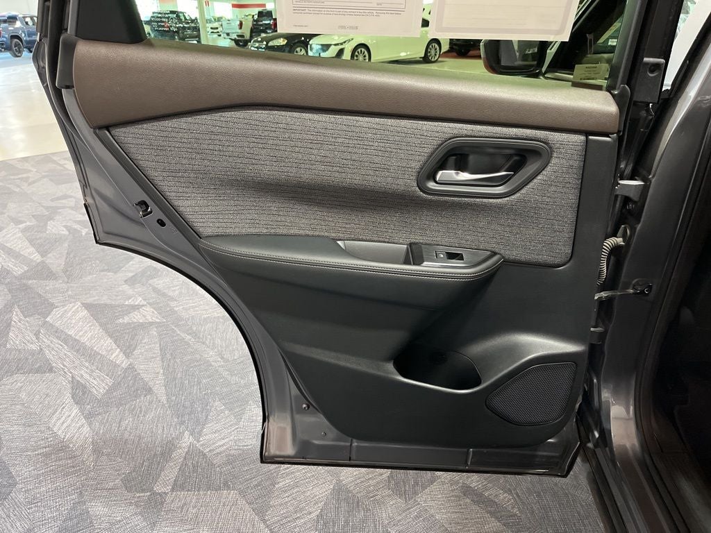 2023 Nissan Rogue SV Carbravo Certified