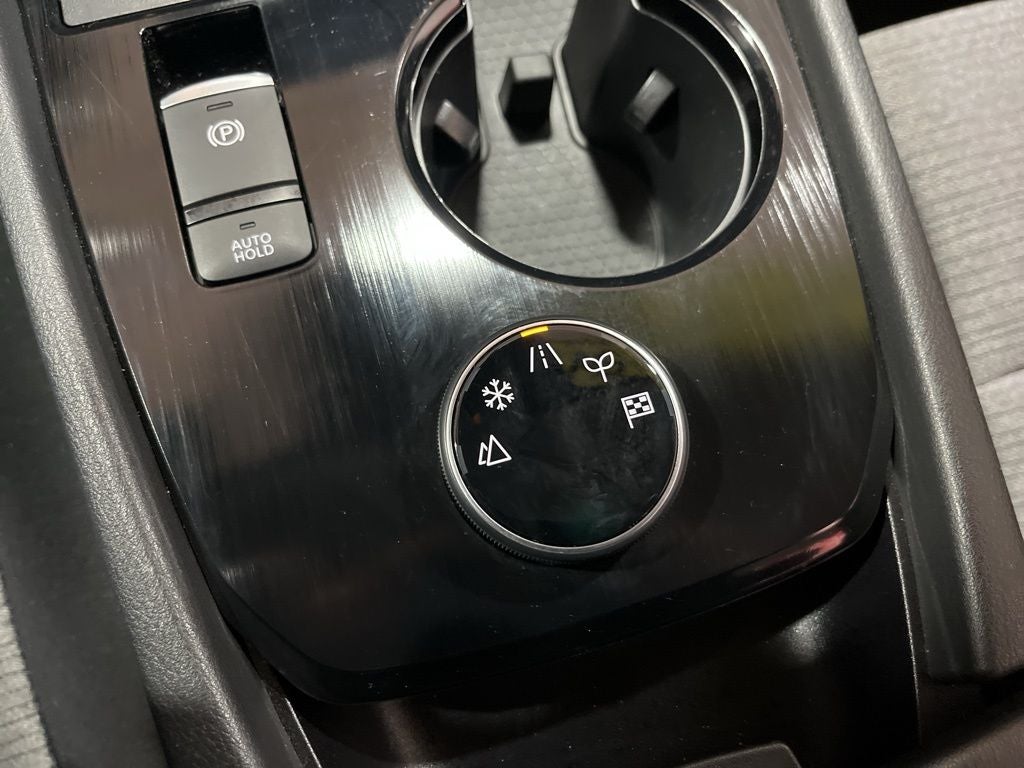 2023 Nissan Rogue SV Carbravo Certified