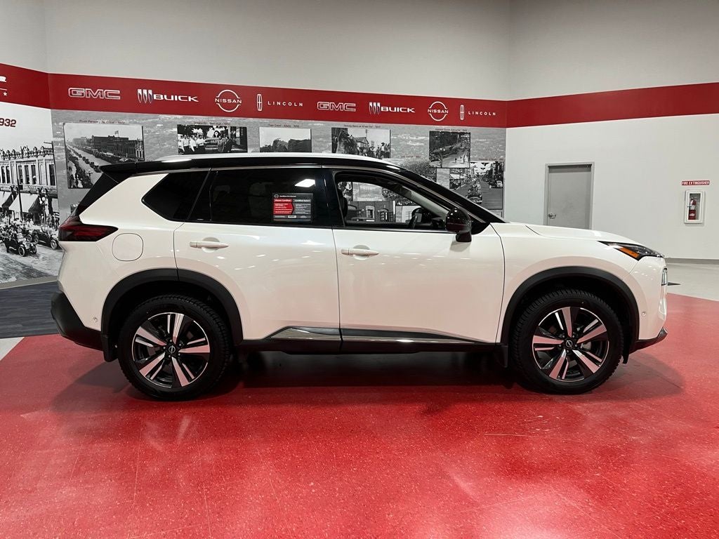 2023 Nissan Rogue SL