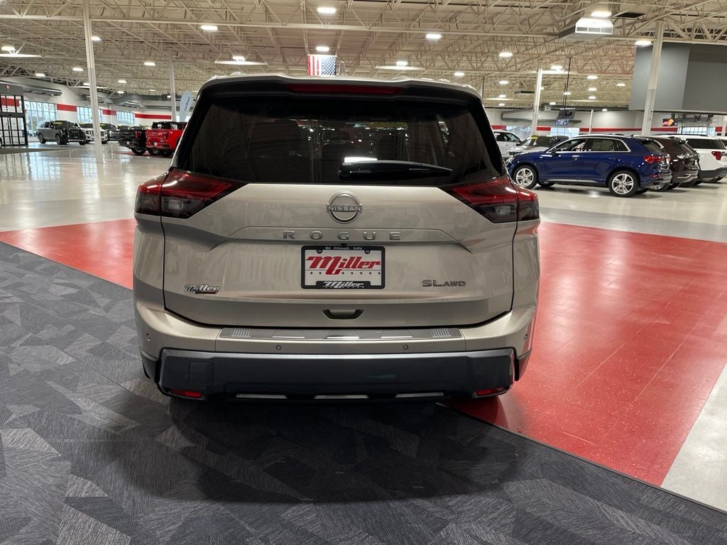 2024 Nissan Rogue SL Carbravo Certified