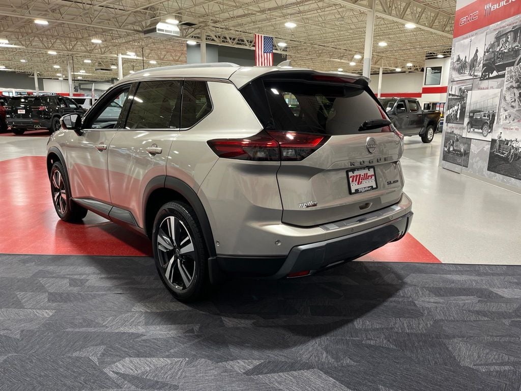2024 Nissan Rogue SL Carbravo Certified
