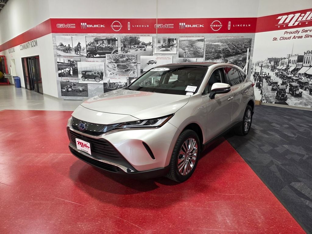 2021 Toyota Venza LE