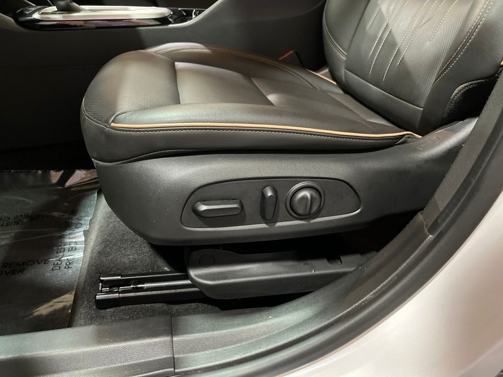 2024 Buick Envista Avenir CarBravo Certified
