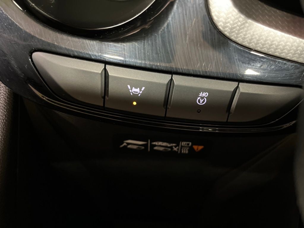 2024 Buick Envista Avenir CarBravo Certified