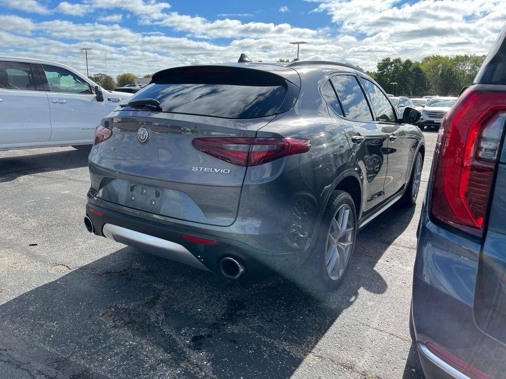 2018 Alfa Romeo Stelvio Ti